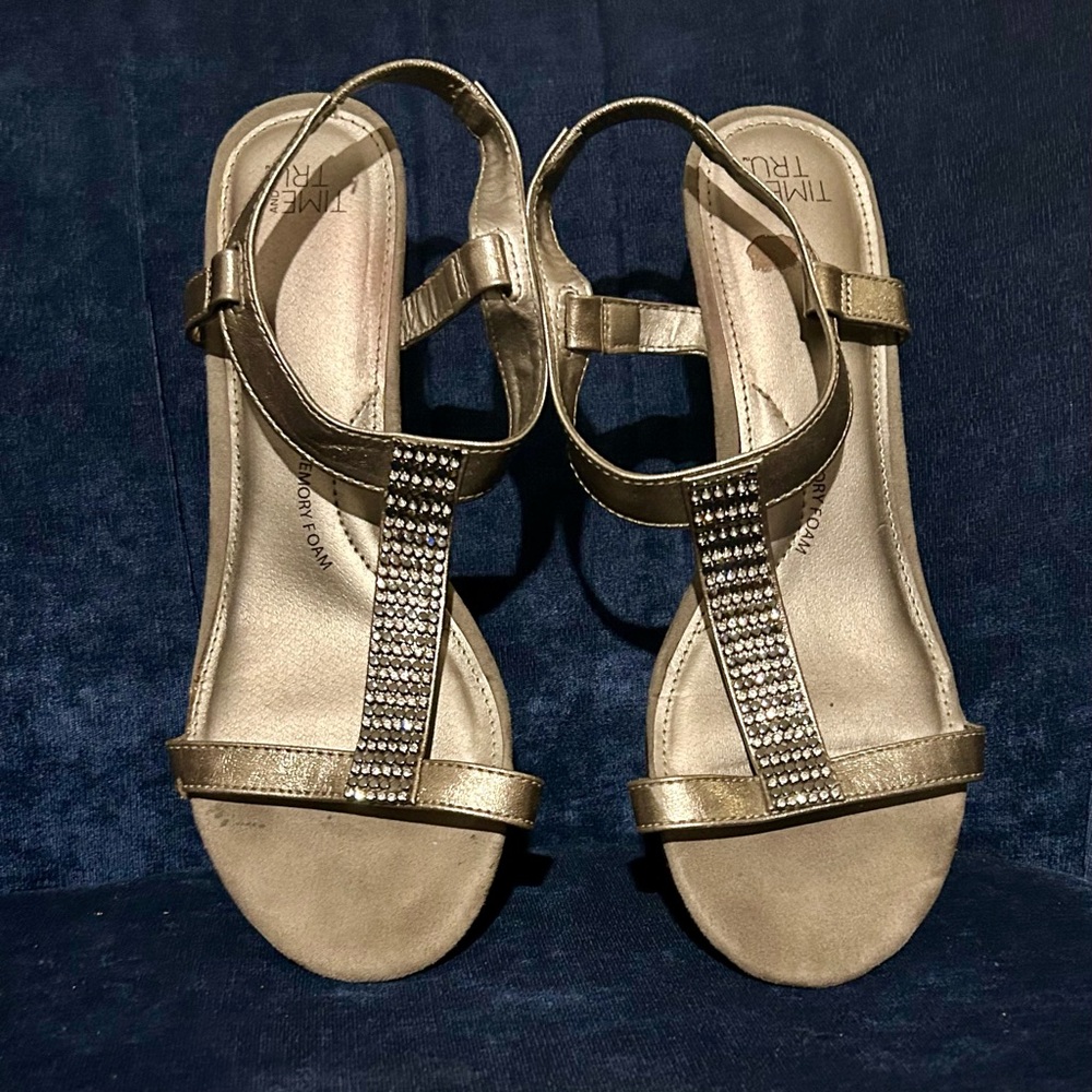 Beautiful silver Jeweled heel wedges